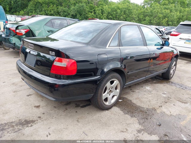 1998 AUDI A4 WAUED28D0WA219103 Photo 3