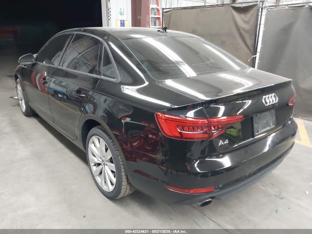 WAUGNAF47HN005241 Audi A4 2.0t Premium
