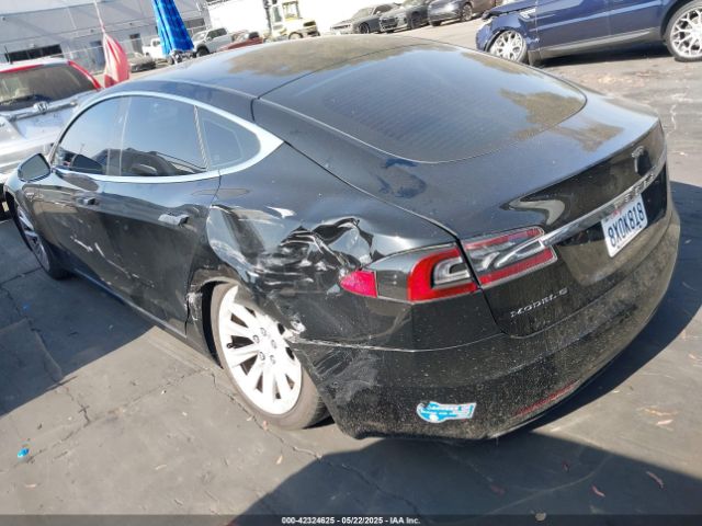 2017 TESLA MODEL S 5YJSA1E14HF213995 Photo 2