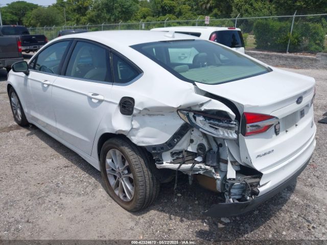 2019 FORD FUSION 3FA6P0HD0KR145819 Photo 2