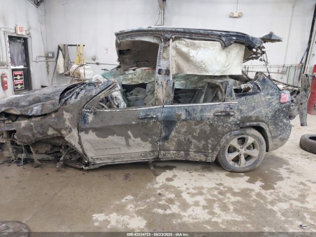 1C4PJMDX0KD452309 Jeep Cherokee Limited 4x4