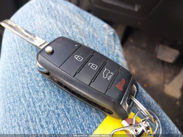 KNDJN2A29G7309761 KIA gdi gamma