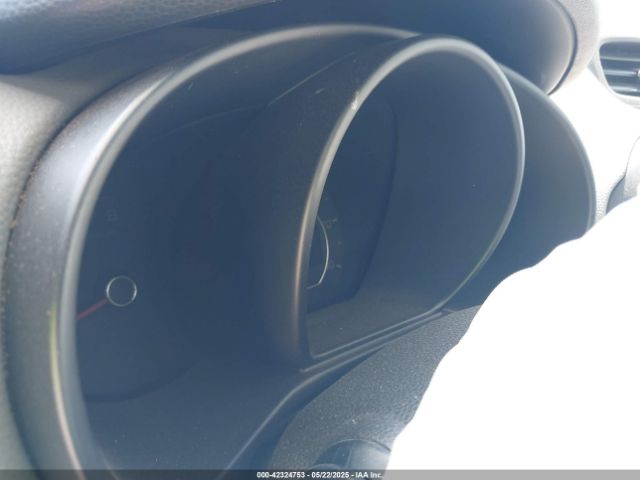 KNDJN2A27J7607152 KIA Soul