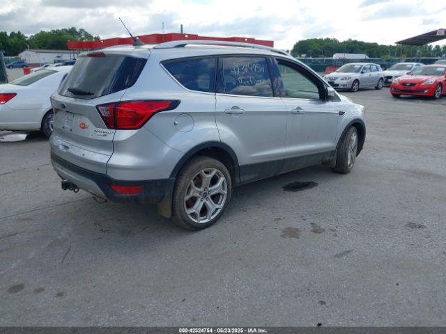 2019 FORD ESCAPE 1FMCU9J98KUB98904 Photo 3