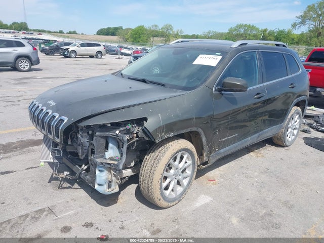 1C4PJLCB4FW567019 Jeep 2015