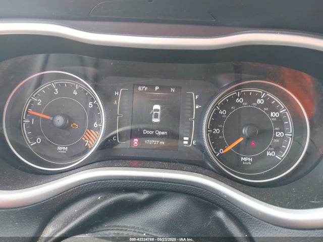 1C4PJLCB4FW567019 Jeep 2015