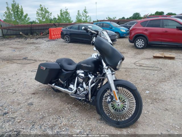 2020 HARLEY-DAVIDSON FLHX 1HD1KBC1XLB610753