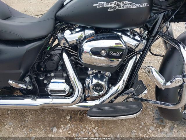 2020 HARLEY-DAVIDSON FLHX 1HD1KBC1XLB610753 Photo 7