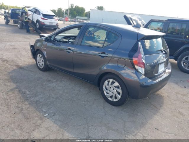 JTDKDTB3XF1583282 Toyota Prius C Two