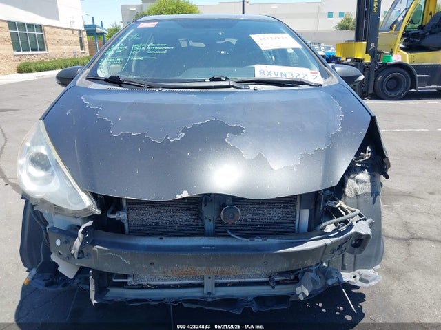 JTDKDTB3XF1104844 Toyota 1nz-fxe+1lm