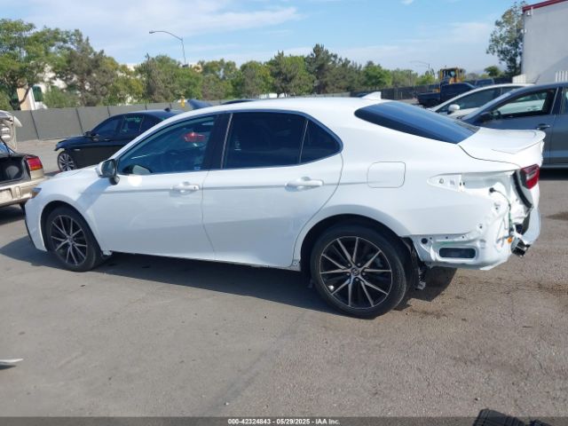4T1G11AK1PU782163 Toyota CAMRY SE