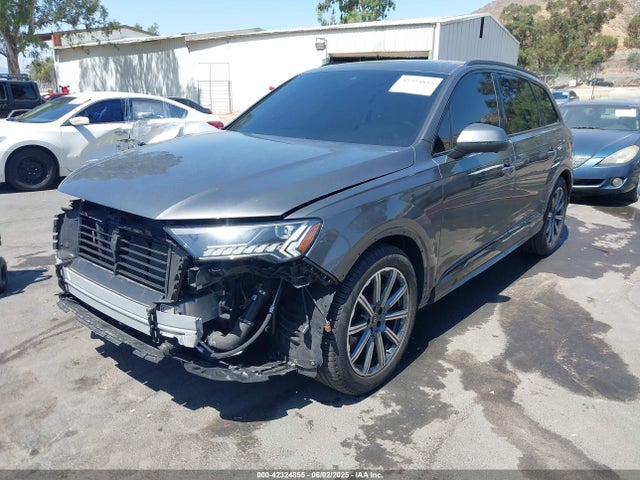 2024 AUDI Q7 WA1LCBF7XRD002858 Photo 1