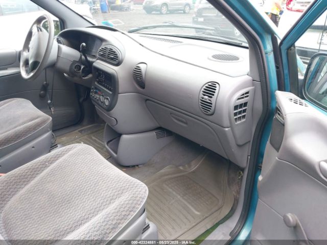 1998 PLYMOUTH VOYAGER 2P4GP25R9WR797419 Photo 4