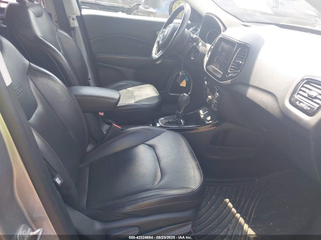3C4NJCCB1KT660054 Jeep Compass Limited Fwd