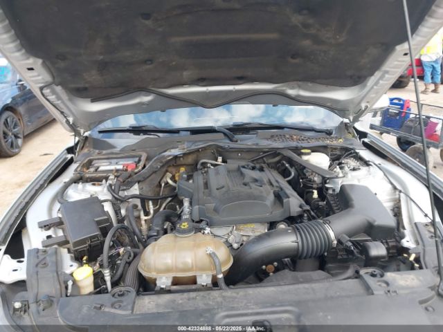 2015 FORD MUSTANG 1FATP8UH1F5343733 Photo 9