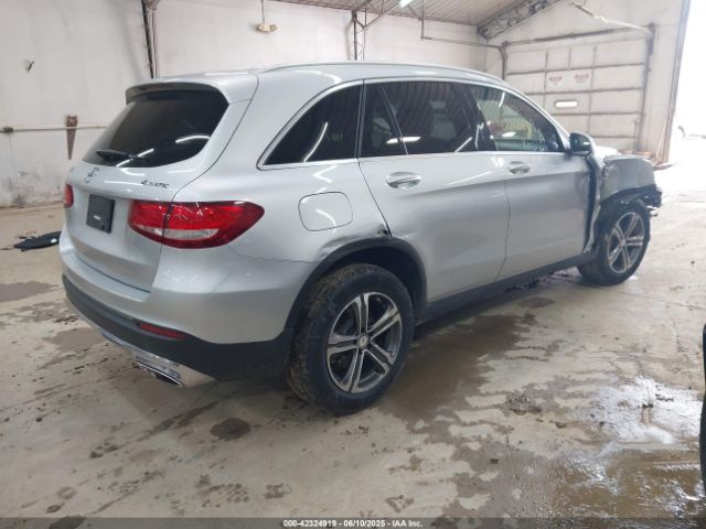 2016 MERCEDES-BENZ GLC 300 WDC0G4KB6GF098521 Photo 3