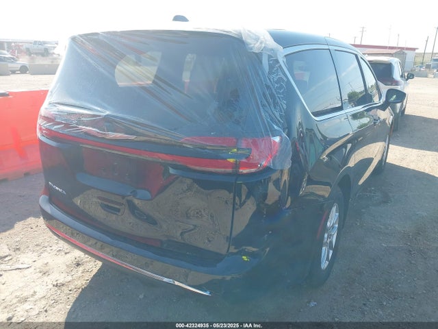 2C4RC1BGXSR530726 Chrysler Pacifica Select