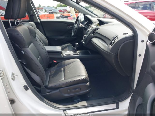 2018 ACURA RDX 5J8TB4H38JL017076 Photo 4