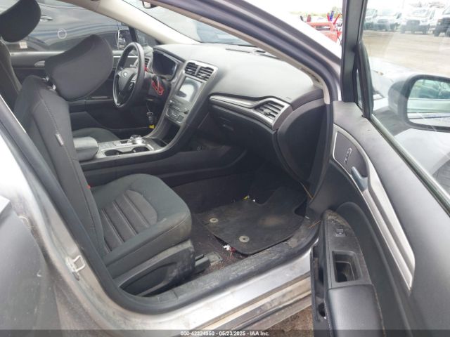 2020 FORD FUSION 3FA6P0HD0LR222058 Photo 4