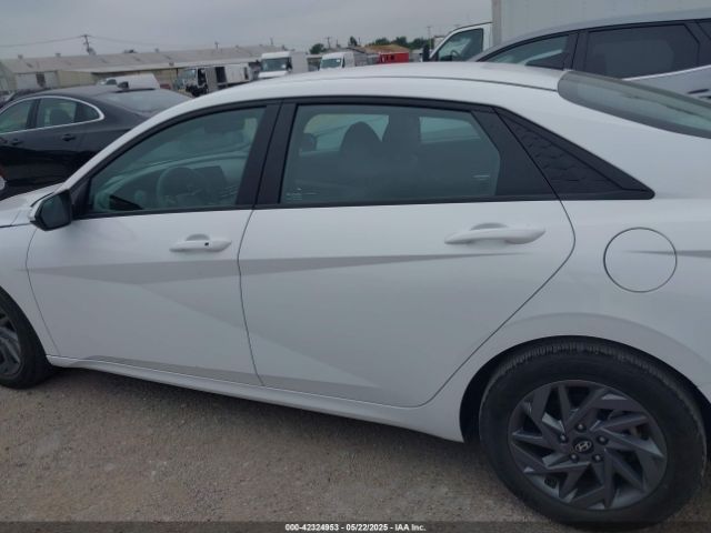 KMHLM4DG2RU648103 Hyundai ELANTRA SEL