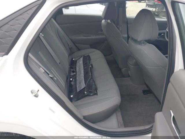 KMHLM4DG2RU648103 Hyundai ELANTRA SEL