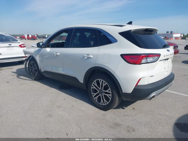 1FMCU0H69NUA38851 Ford ESCAPE SEL