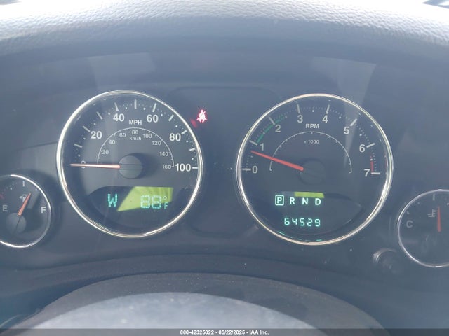 1C4BJWEG1EL209431 Jeep Wrangler Unlimited Sahara