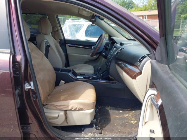 5XYKTCA64EG474572 KIA SORENTO LX