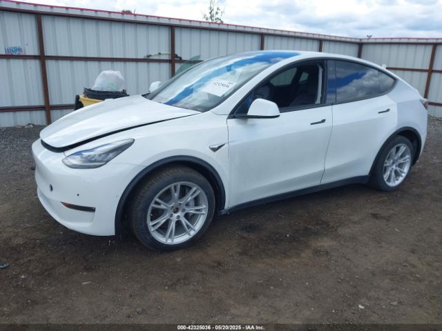 5YJYGDEE4LF016749 Tesla Model Y Long Range Dual Motor All-wheel Drive