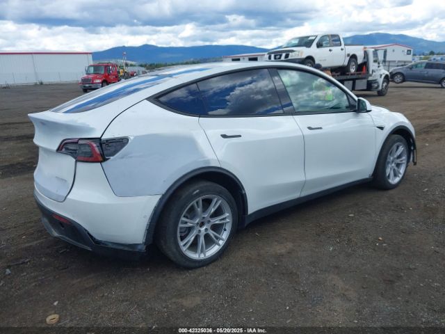 5YJYGDEE4LF016749 Tesla Model Y Long Range Dual Motor All-wheel Drive