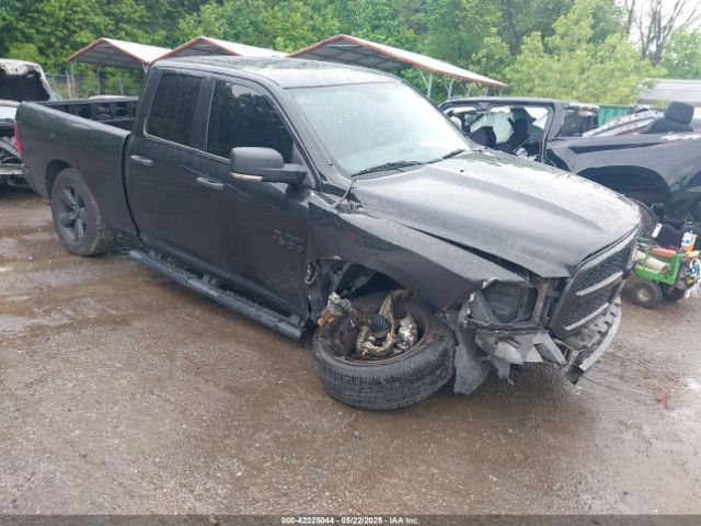 2017 RAM 1500 1C6RR7FG3HS560371