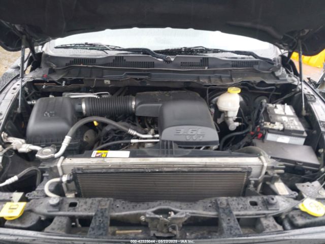 2017 RAM 1500 1C6RR7FG3HS560371 Photo 9