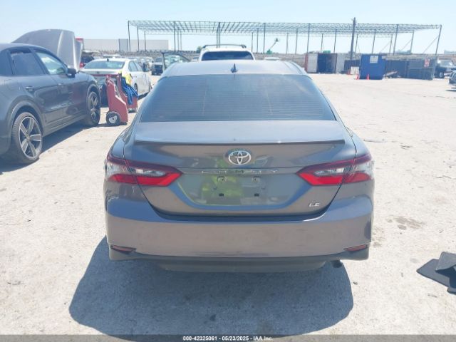 4T1C11AK5NU055863 Toyota CAMRY LE