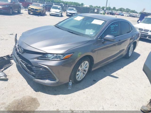 4T1C11AK5NU055863 Toyota CAMRY LE