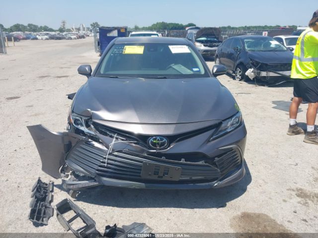 4T1C11AK5NU055863 Toyota CAMRY LE
