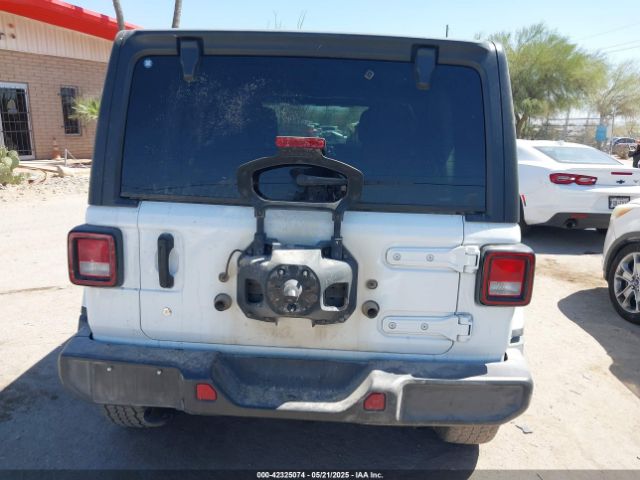 1C4HJXEN3LW159867 Jeep Wrangler Unlimited Sahara 4x4