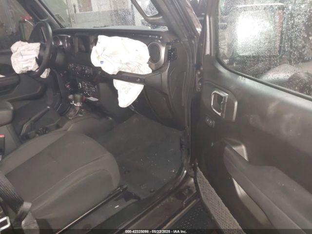 2022 JEEP WRANGLER UNLIMITED 1C4HJXDN9NW144374 Photo 4