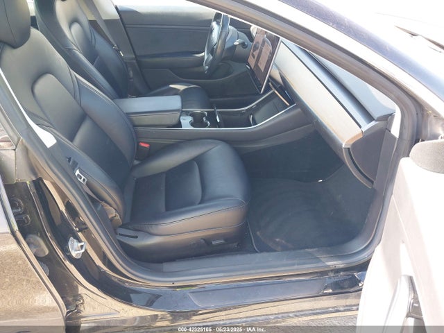 2018 TESLA MODEL 3 5YJ3E1EA4JF051736 Photo 4