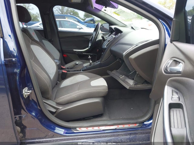 Ford Focus 2016 1FADP3L90GL279747 Image 5