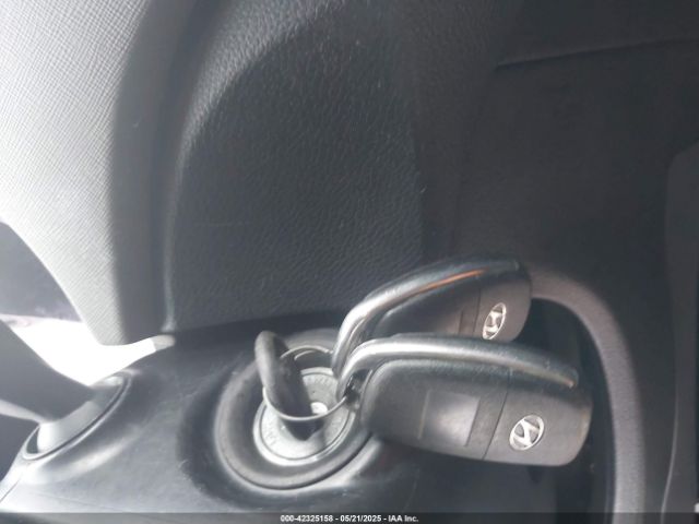5XYZU3LB3GG370826 Hyundai Santa Fe Sport 2.4l