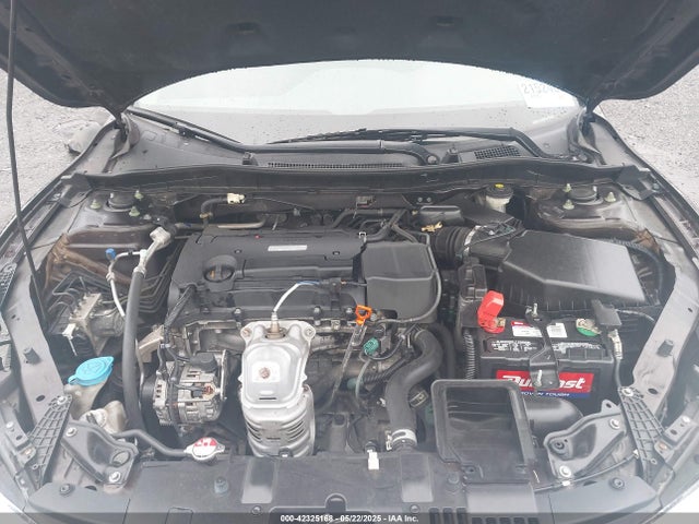 42325168 :رقم المزاد ، 1HGCR2F34HA100304 vin ، 2017 Honda Accord Lx مزاد بيع
