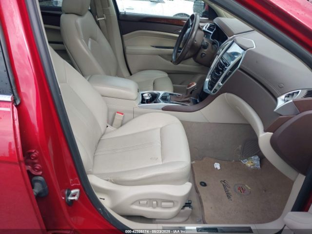 3GYFNEE38FS582811 Cadillac Srx Luxury Collection