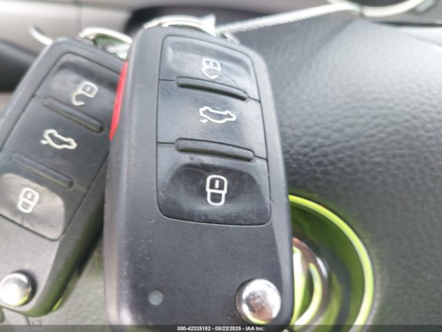 3VW2K7AJ5FM276681 Volkswagen Jetta 2.0l S