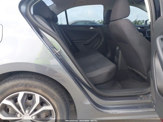 3VW2K7AJ5FM276681 Volkswagen Jetta 2.0l S