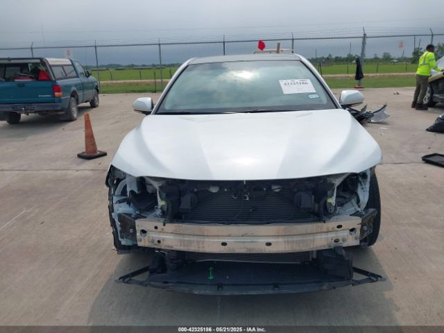 4T1B11HK6JU108839 Toyota CAMRY XLE