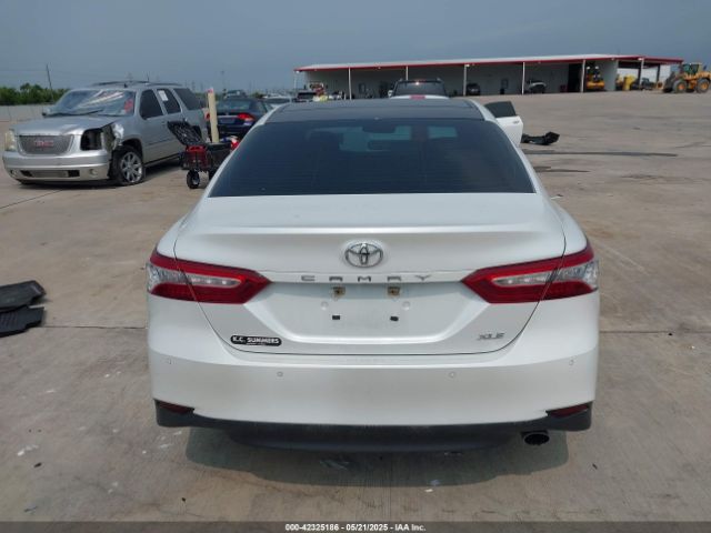 4T1B11HK6JU108839 Toyota CAMRY XLE