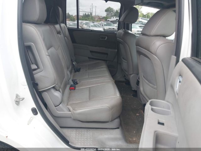 5FNYF4H95EB010298 Honda Pilot Touring