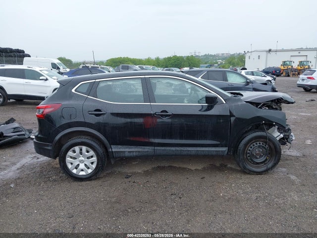 JN1BJ1CV9LW256578 Nissan Rogue Sport S Fwd Xtronic Cvt