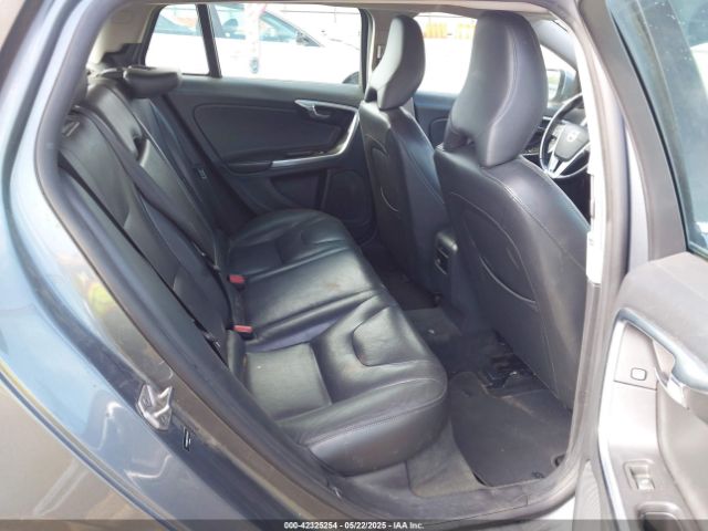 2017 VOLVO V60 YV140MEK1H1334461 Photo 7