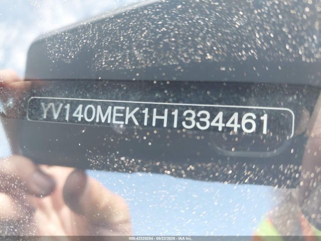 2017 VOLVO V60 YV140MEK1H1334461 Photo 8